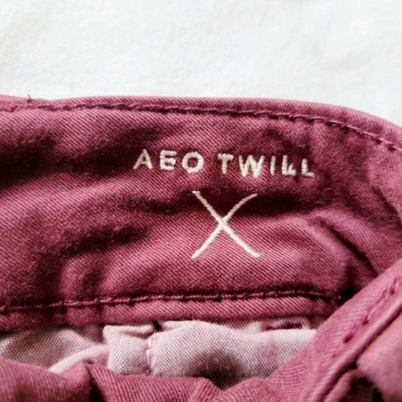 American Eagle Midi Burgandy Shorts - Picture 9 of 10